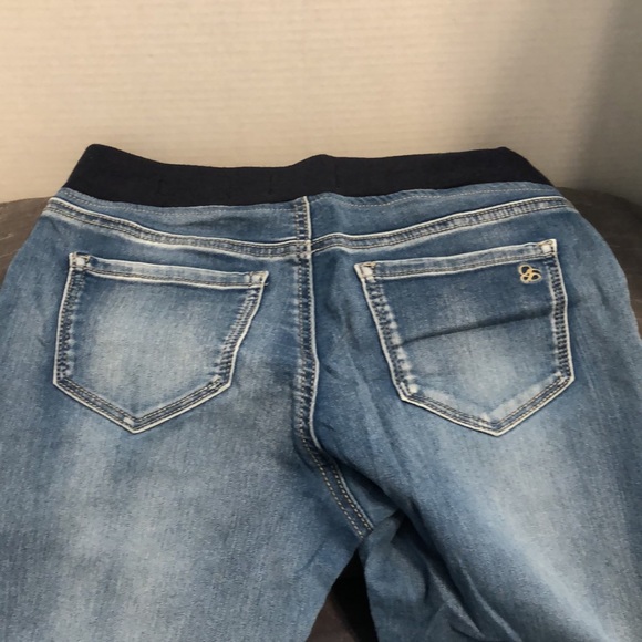 Pants - Picture 6 of 6